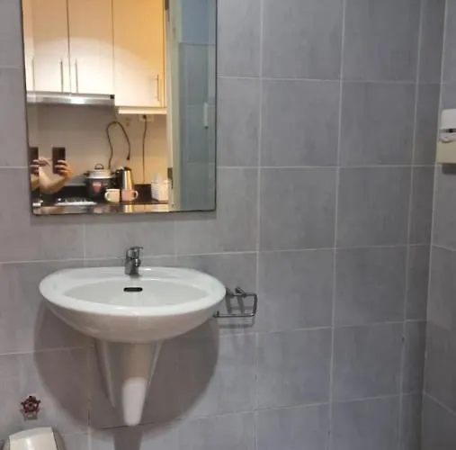 Apartment Ezplace Sea Residences Towere